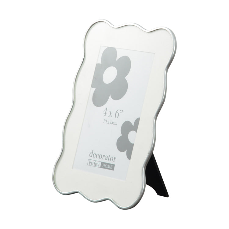 Aurora 4x6 Inch Photo Frame Silver